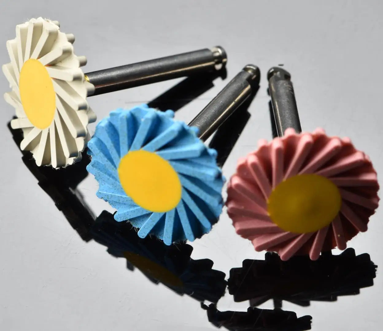 Dentpark/6pcs Dental polishers for ceramics 3-step diamond impregnated polishing Wheels For all porcelain materials zirconia