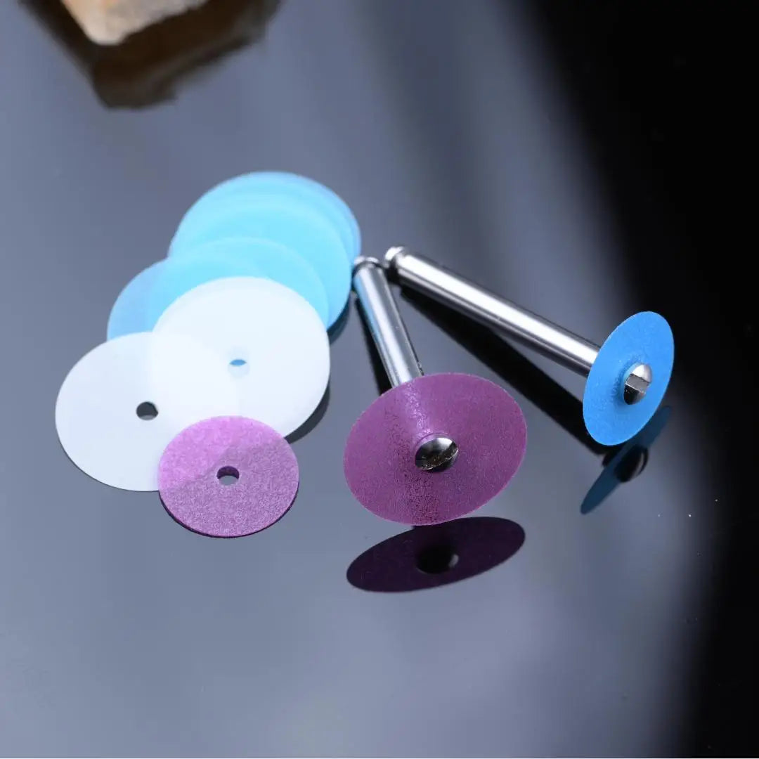 Dentpark 40/100pcs Dental Stem Finishing Polishing Discs kit P12 with Mandrel Double or single sided Sand Dentistry Material